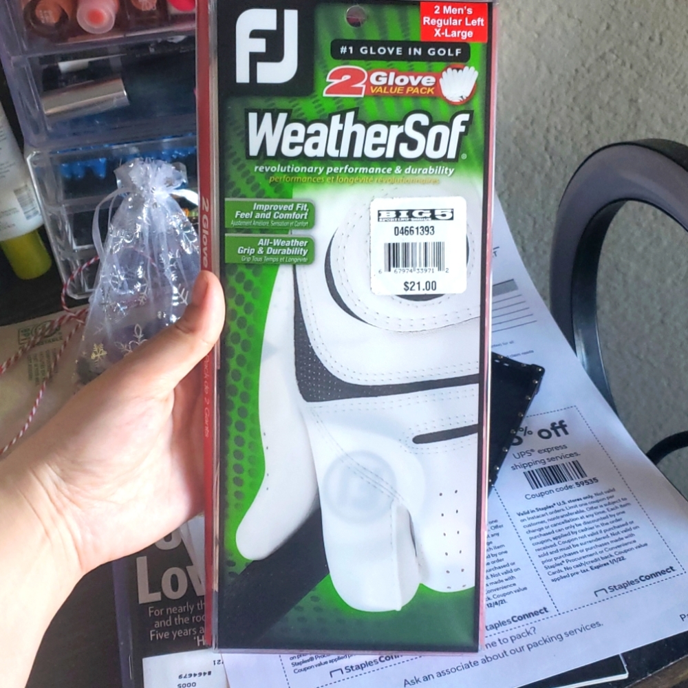 Weathersof golfing gloves for men X- large